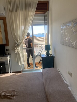 Desk, free WiFi, bed sheets - Hotel L'Ancora (Siniscola)