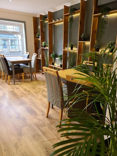 The Lamb and Flag Inn