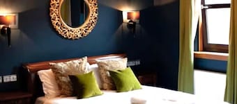 Friars Wynd Hotel