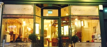 프리아스 윈드 호텔