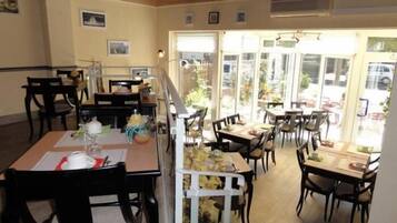 Daily buffet breakfast (EUR 9.00 per person)