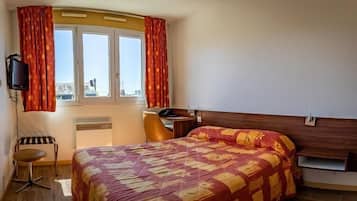 Double Room | Premium bedding, individually decorated, desk, free WiFi