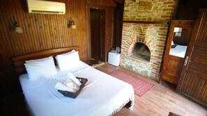 Classic Tree House | Egyptian cotton sheets, premium bedding, minibar, individually decorated - Salkim Konak Agac Evler (Selçuk)