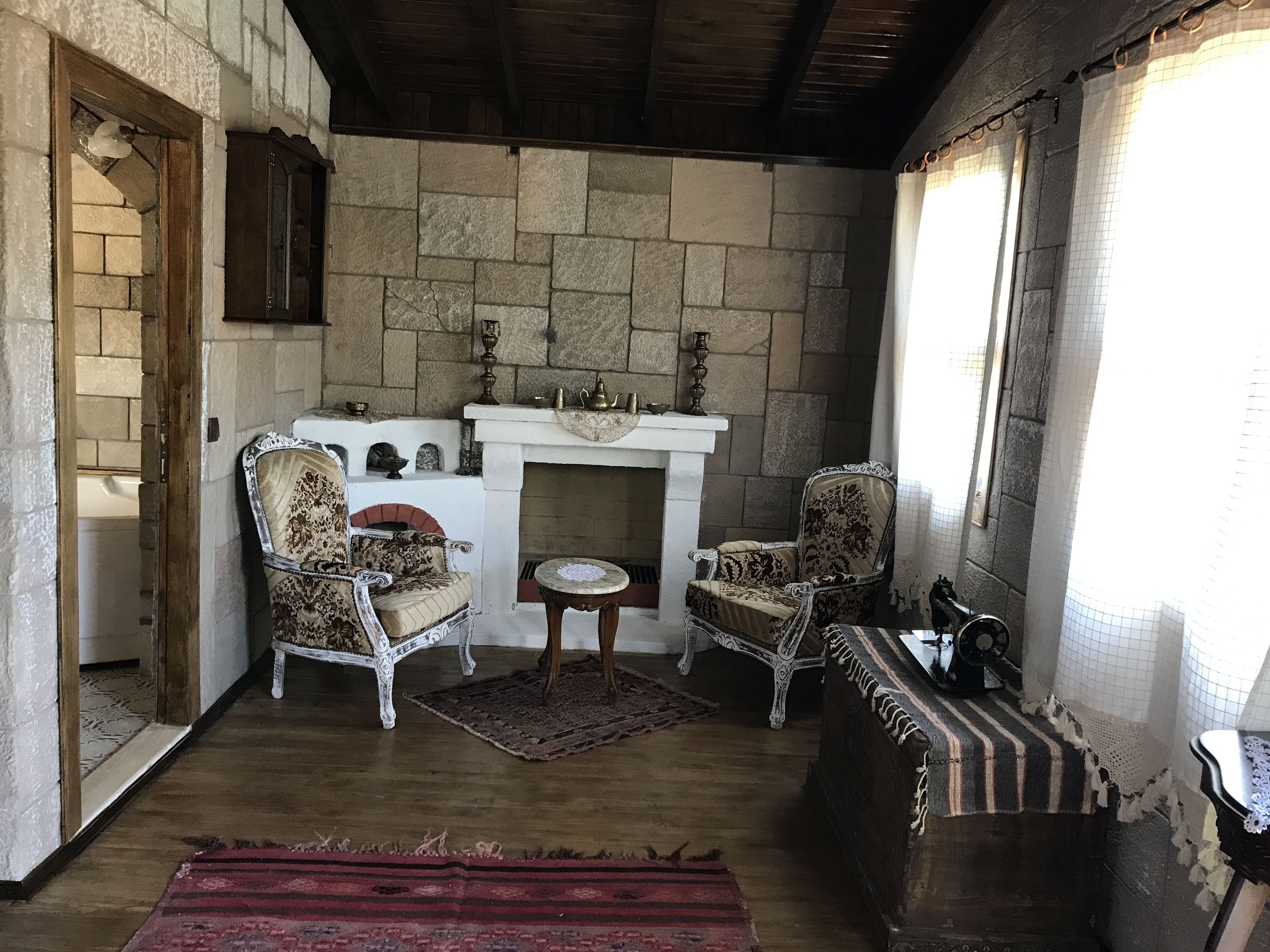 honeymoon double room, 1 bedroom, bathtub | 1 bedroom, egyptian cotton sheets, premium bedding, minibar