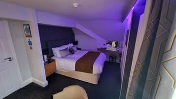 Dobbeltrom – superior, 1 kingsize-seng (Room 8) | Strykejern/-brett, wi-fi (inkludert) og sengetøy