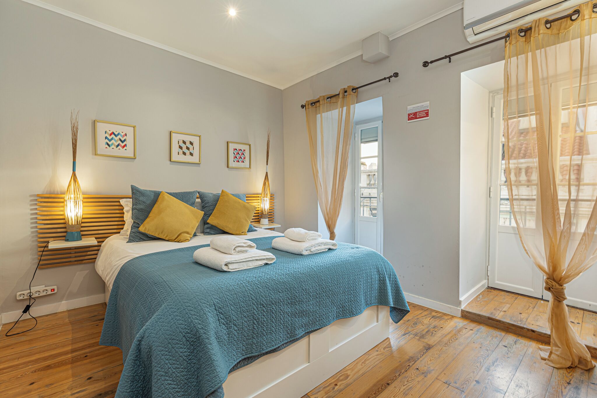 Premium Apartment, 1 Queen Bed with Sofa bed, Balcony, City View (LS4) | 1 bedroom, individually decorated, individually furnished