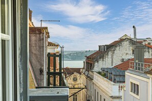 Exterior - Lisbon Core Apartments Bairro Alto (Lisbon)