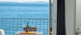 Seaside Luxury Suites