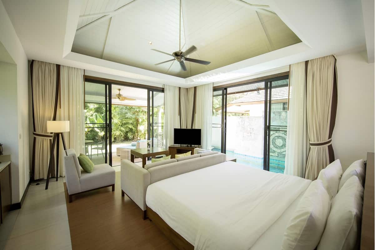 1 bedroom, minibar, in-room safe, desk