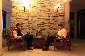 Sala de estar en el lobby