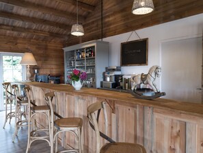 Bar (on property) - Domaine de la Boulaie (Treize-Vents)