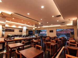 Daily buffet breakfast for a fee - ibis Styles Presidente Prudente Portal D'Oeste (Presidente Prudente)