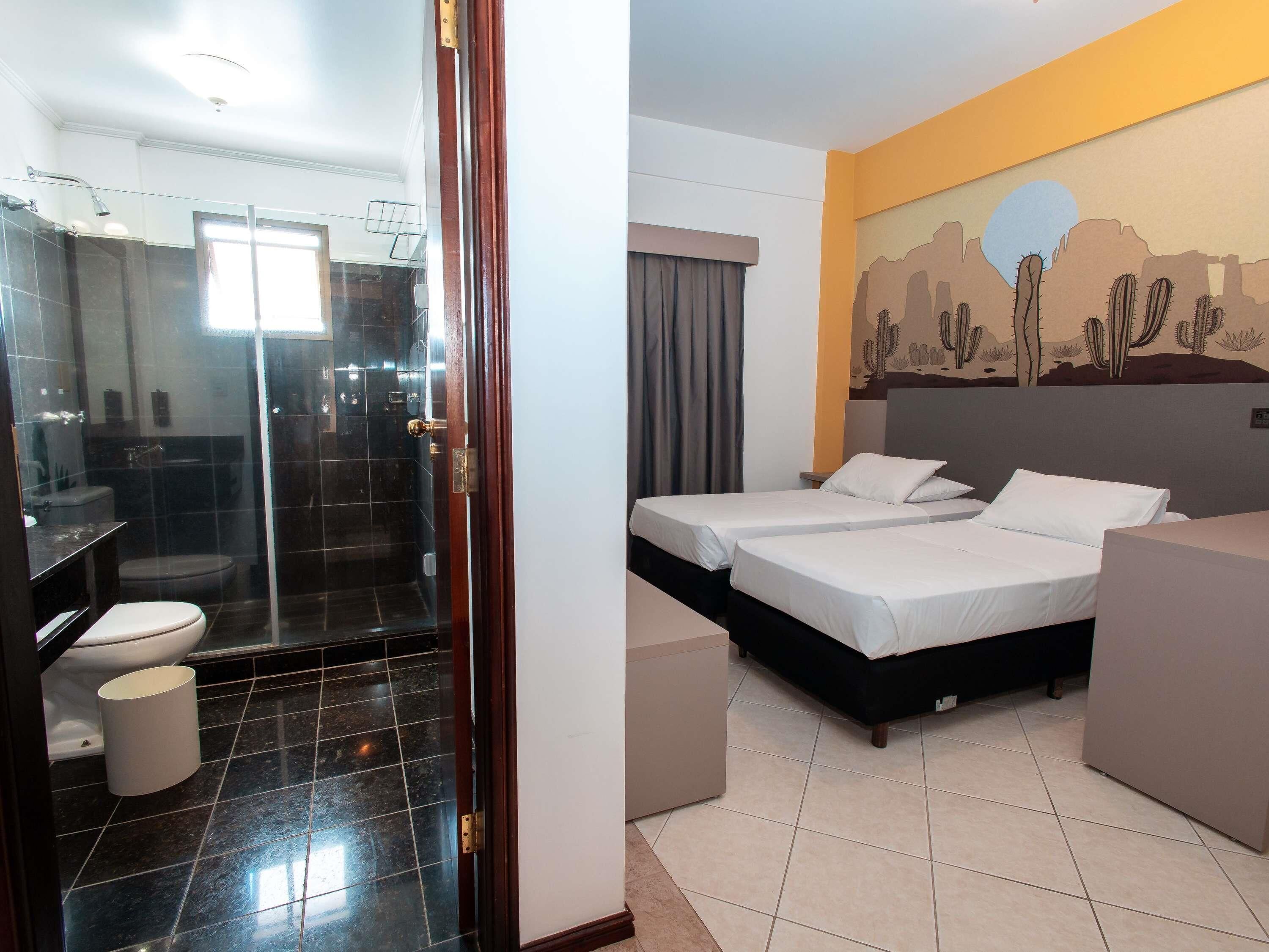Frigobar, Wi-Fi de cortesia, roupa de cama