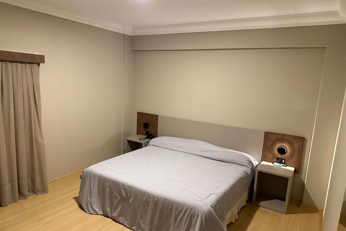 Superior Suite, 1 Katil Raja (King) | Bar mini, Wi-fi percuma, cadar katil