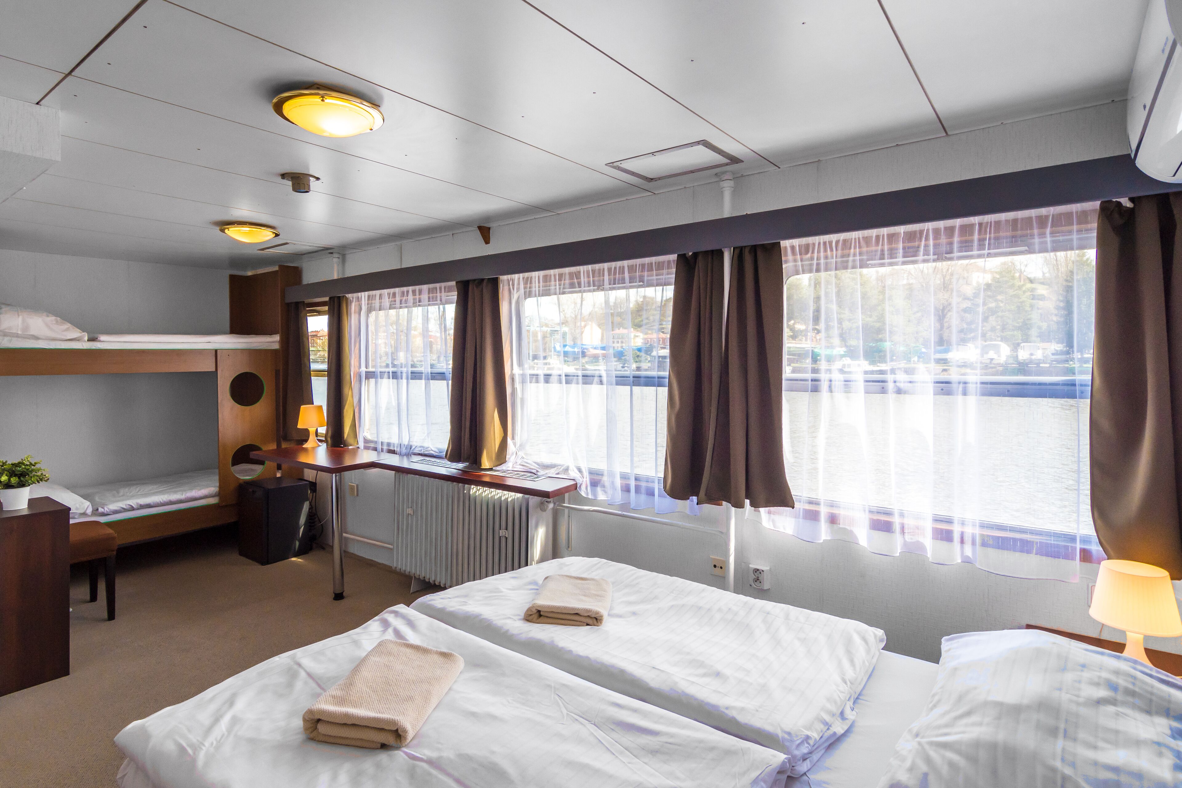 Photo - Botel Vodnik