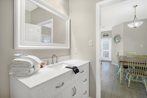 Cottage, 3 Bedrooms | Interior