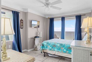 Condo, 3 Bedrooms | 3 bedrooms, iron/ironing board, free WiFi