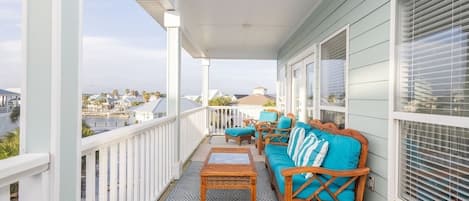 Maisonette, 3 Schlafzimmer | Unterkunftsgelände