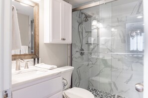Condo, 3 Bedrooms | Bathroom | Towels