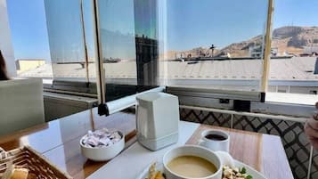Gratis morgenmadsbuffet hver dag