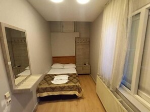 客房內保險箱、隔音、免費無線上網