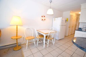 Condo, 1 Bedroom | Dining