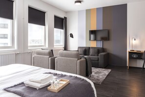 Coffres-forts dans les chambres, bureau, rideaux occultants