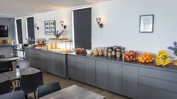Tägliches inbegriffenes Frühstücksbuffet
