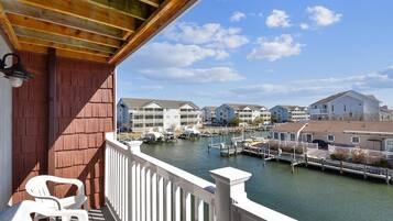 Townhome, 3 Bedrooms | Property grounds