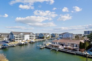 Townhome, 3 Bedrooms | Marina
