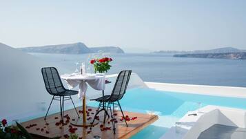 Elite Villa, Private Pool (Heated Infinity Pool) | In-room dining