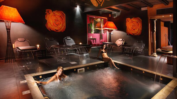 Tina de hidromasaje interior