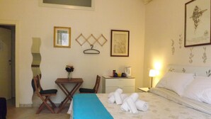 Habitación familiar | Sábanas italianas Frette, camas con efecto memoria y insonorización