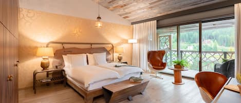 Panorama Double Room with Balcony and Lake View