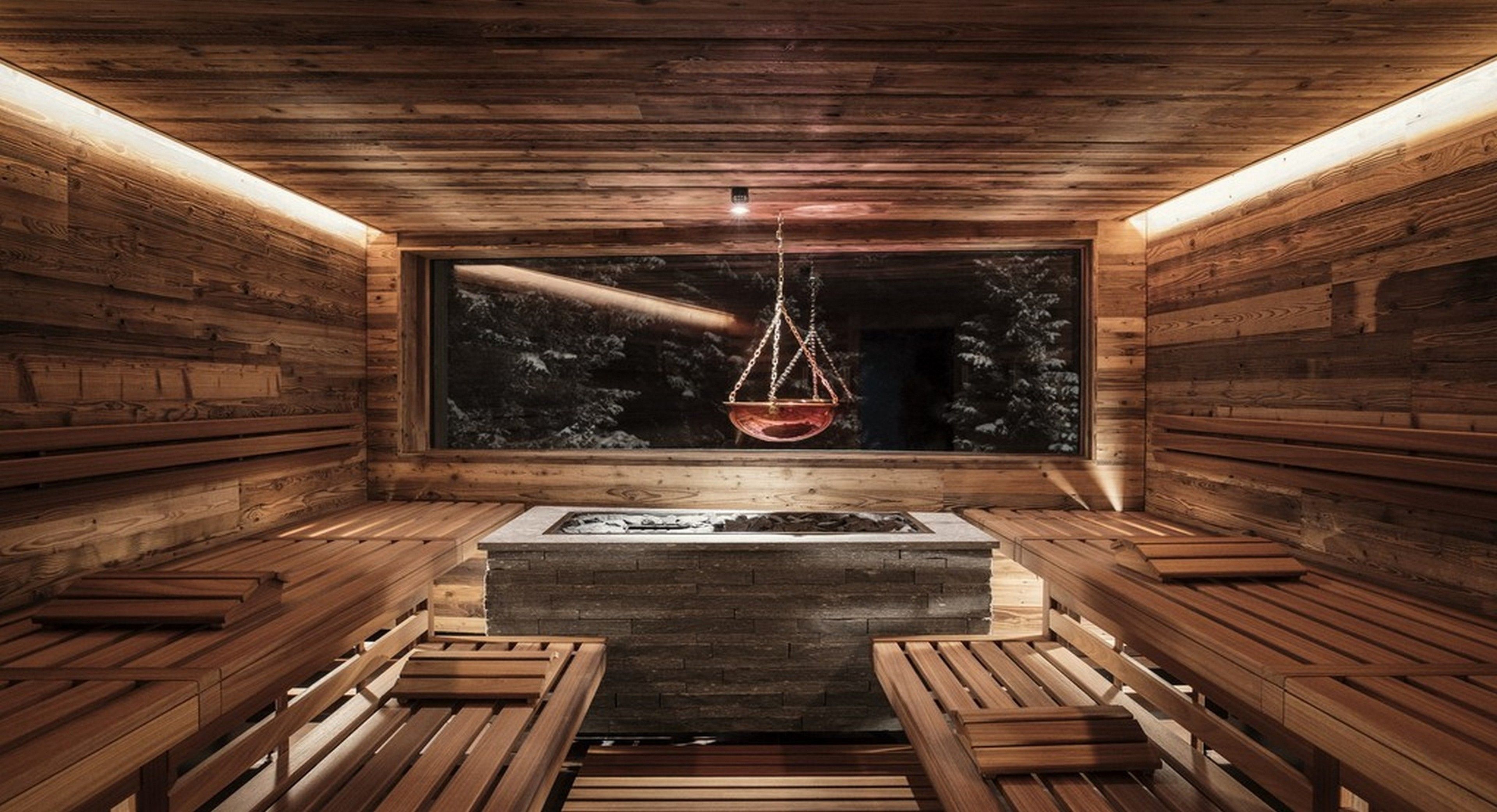 sauna, steam room, hot stone massages, sports massages, facials