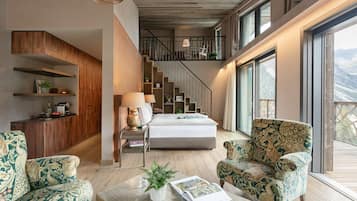 Loft Junior Suite with Balcony | Front of property