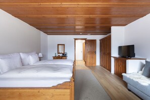 Allergikerbettwaren, Daunenbettdecken, Zimmersafe, Schreibtisch