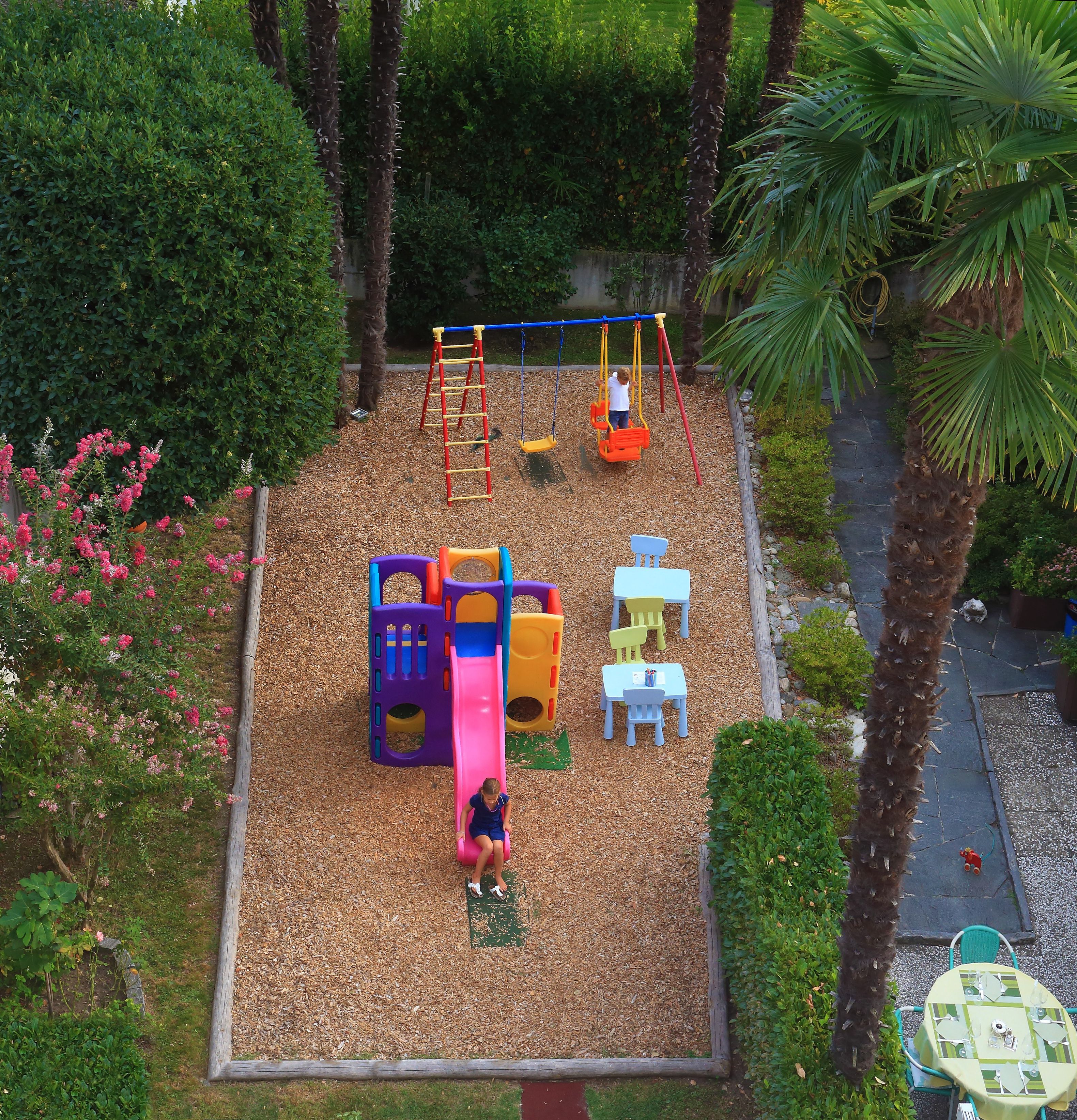 children’s play area – outdoor
