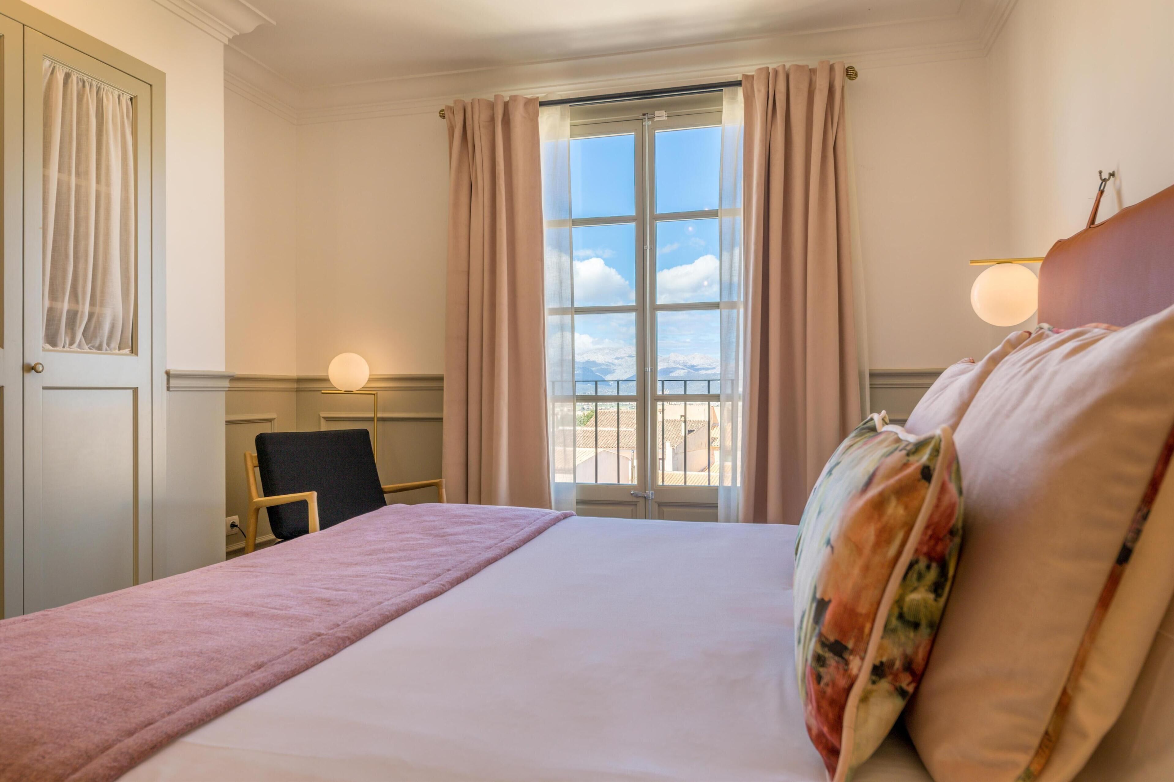 double room | premium bedding, memory-foam beds, in-room safe, blackout curtains