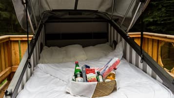 Romantisches Baumhaus, 1 Doppelbett | Minibar