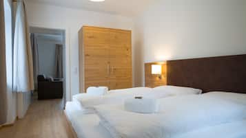 Luxury Apartment, 2 Bedrooms | Room amenity