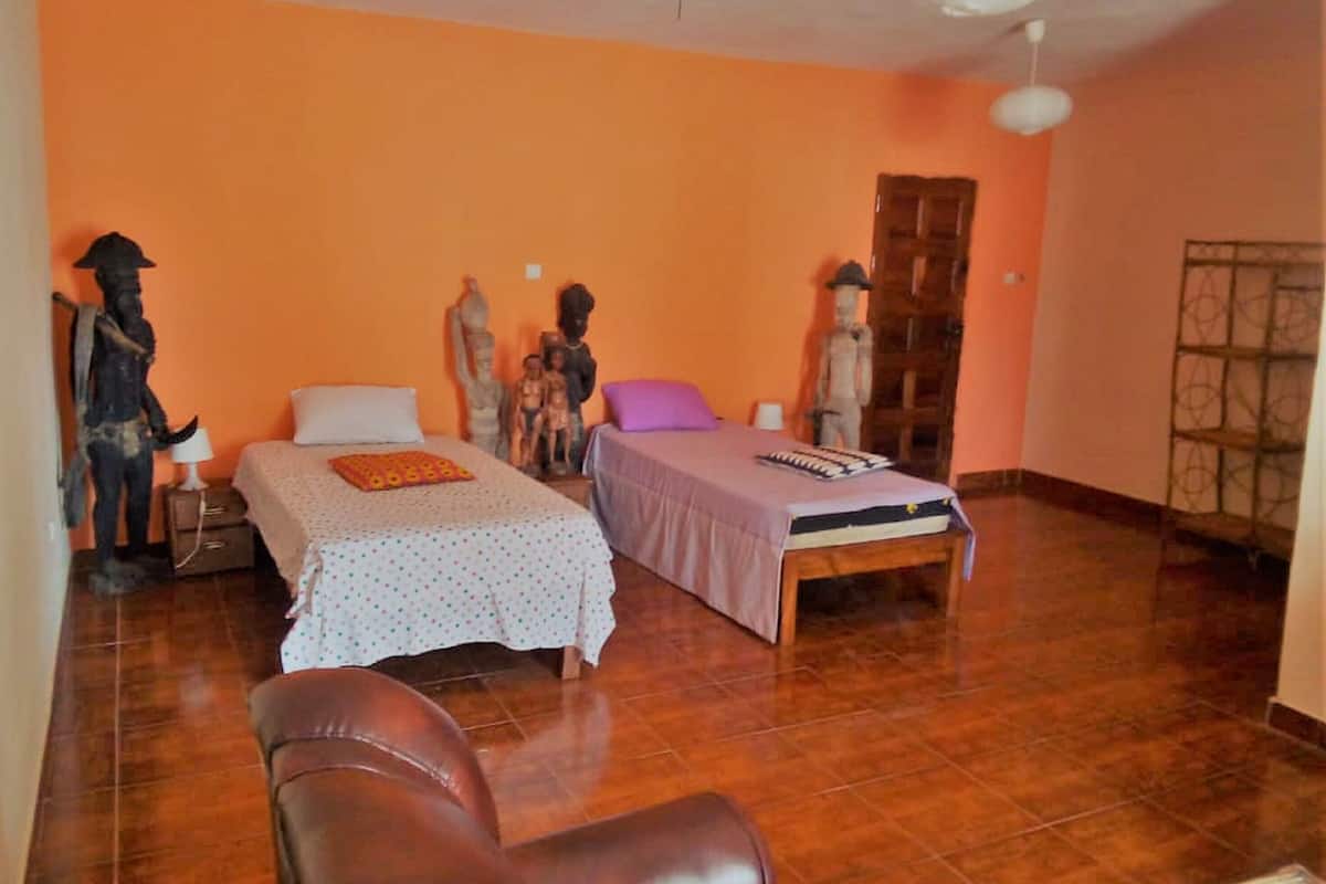 1 dormitorio, ropa de cama de alta calidad, decoración individual