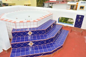 Baignoire à remous extérieure