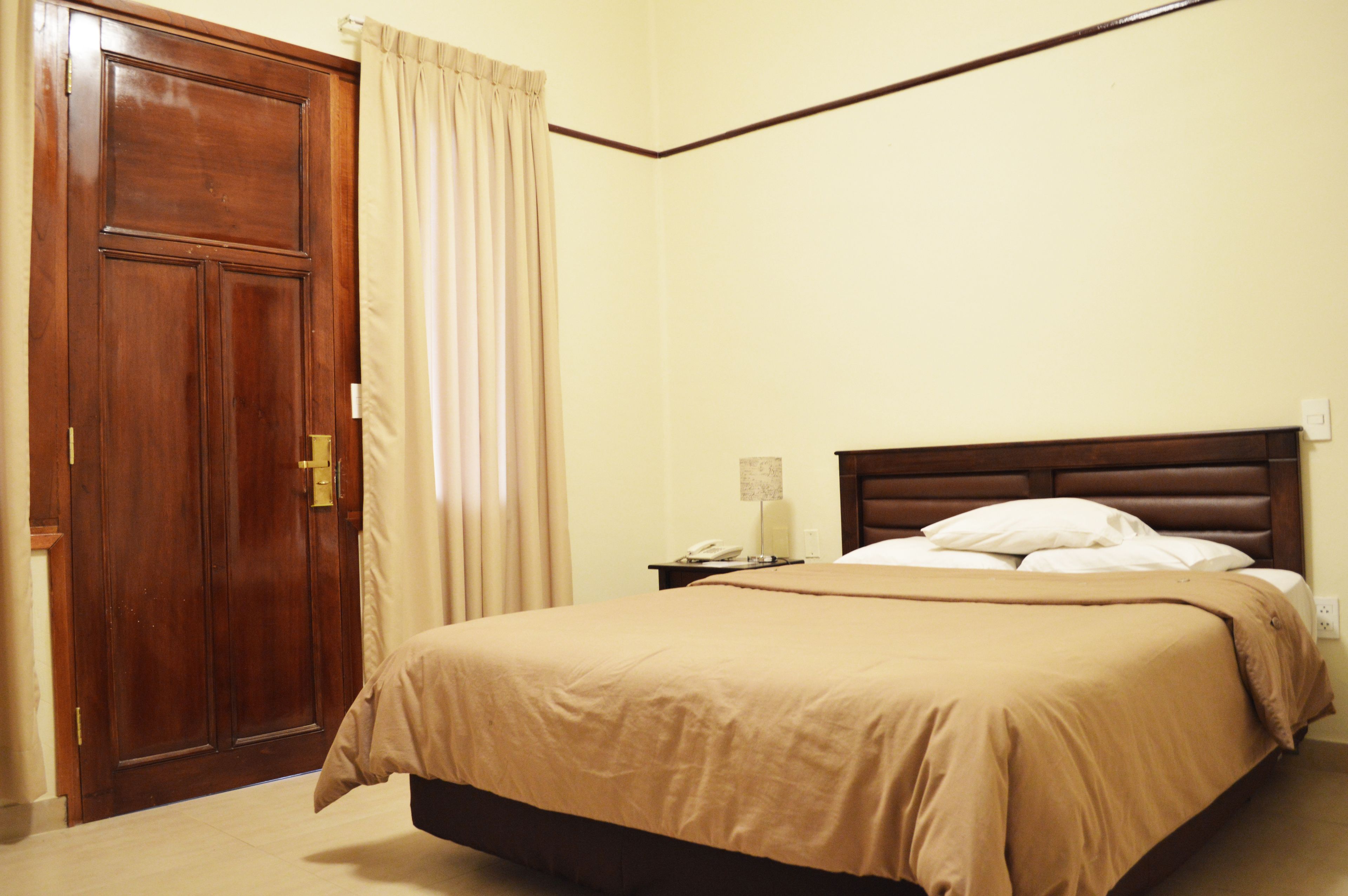single room | 1 bedroom, in-room safe, iron/ironing board, free wifi