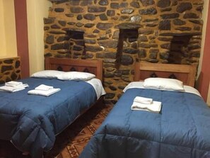 Free WiFi - Rumi Sonqo (Ollantaytambo)
