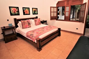 Superior Double Room | Down comforters, individually decorated, individually furnished, desk