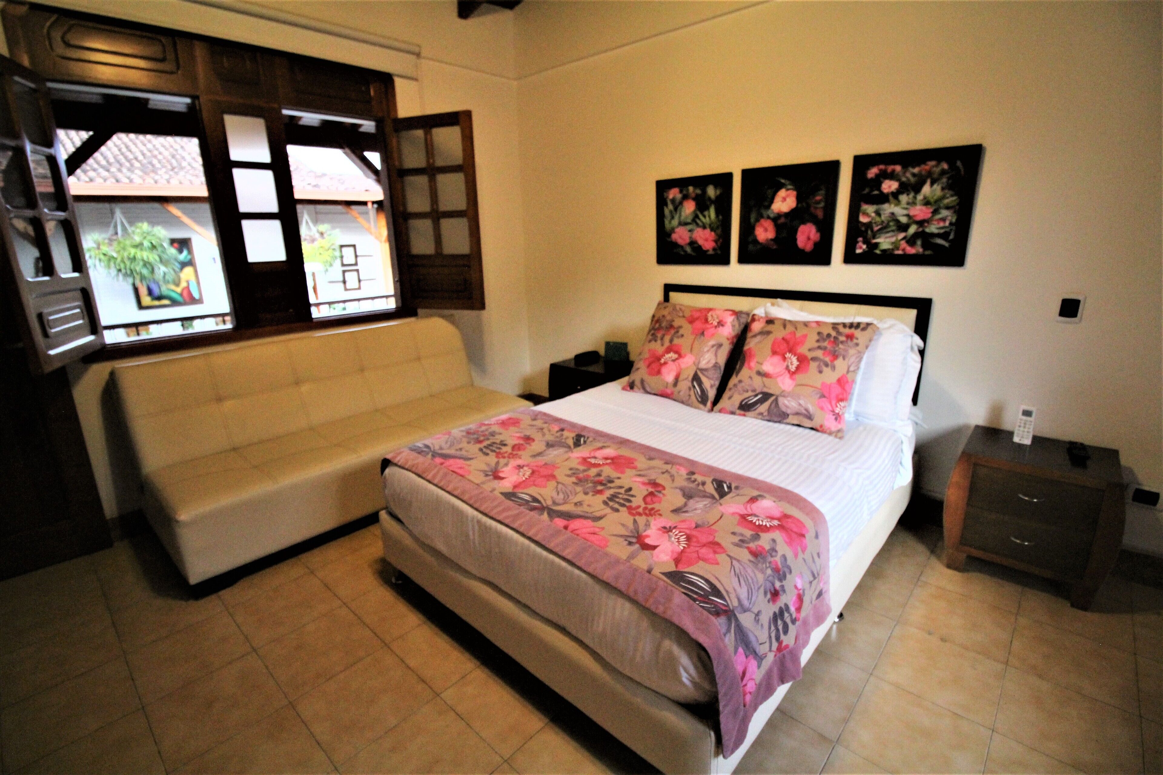 Photo - Amazilia Hotel