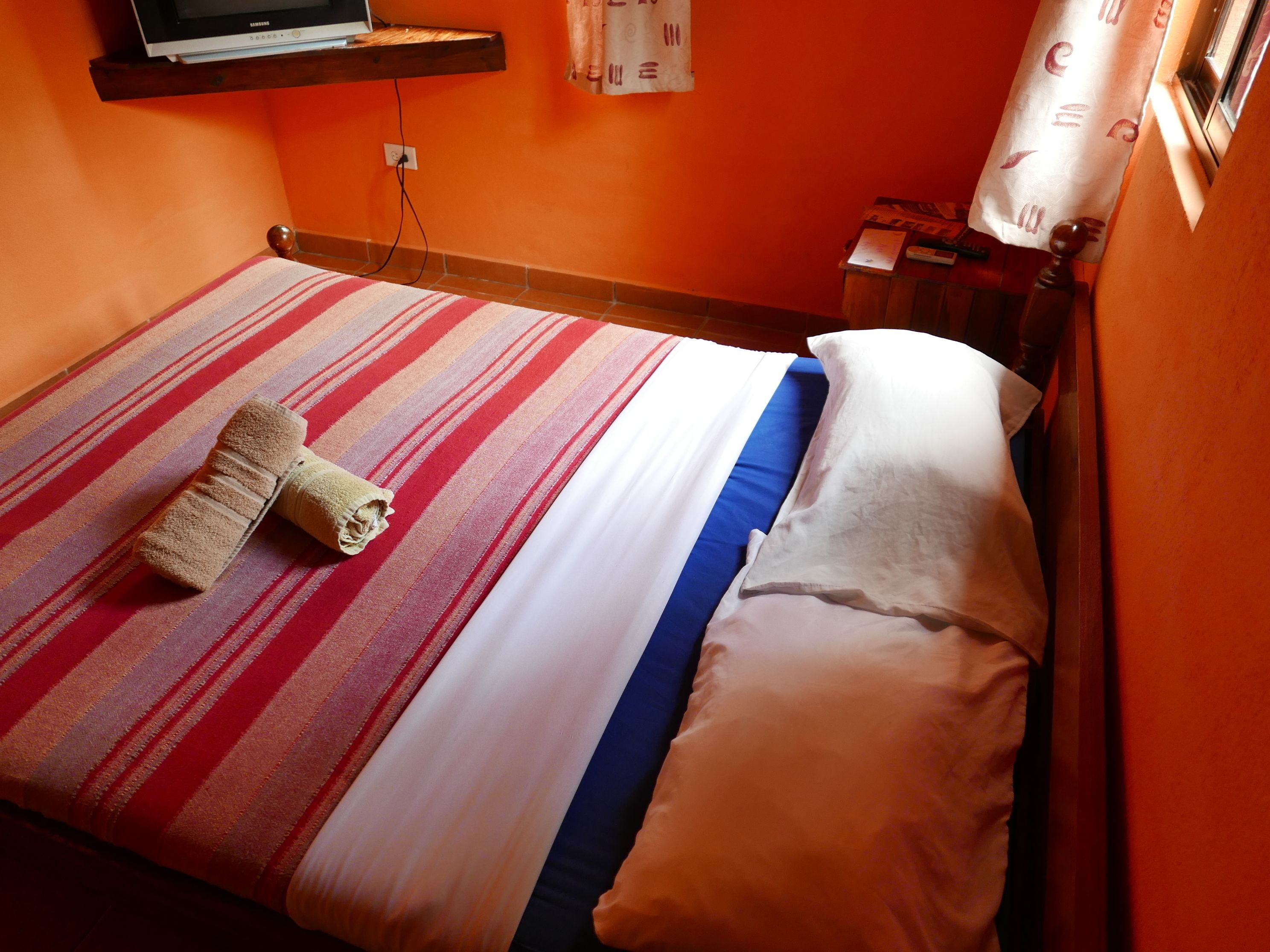 economy double room, shared bathroom | 1 bedroom, free wifi, bed sheets