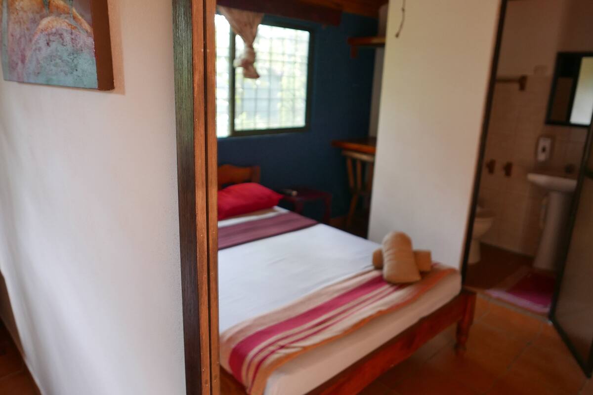 Superior Double Room, 1 Double Bed, Private Bathroom | 1 bedroom, WiFi (free), bed sheets
