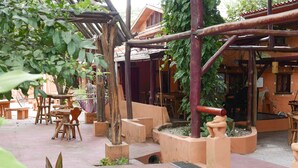 Unclassified image, 3 of 32, button - Pension Playa Samara (Sámara)